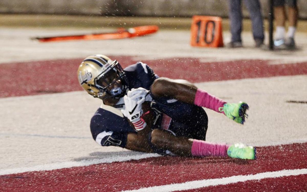 Althoff graduate CJ Coldon scores a touchdown against Marion in 2016. Coldon, who played his 2022 season at Oklahoma, now has his sights set on the NFL draft.