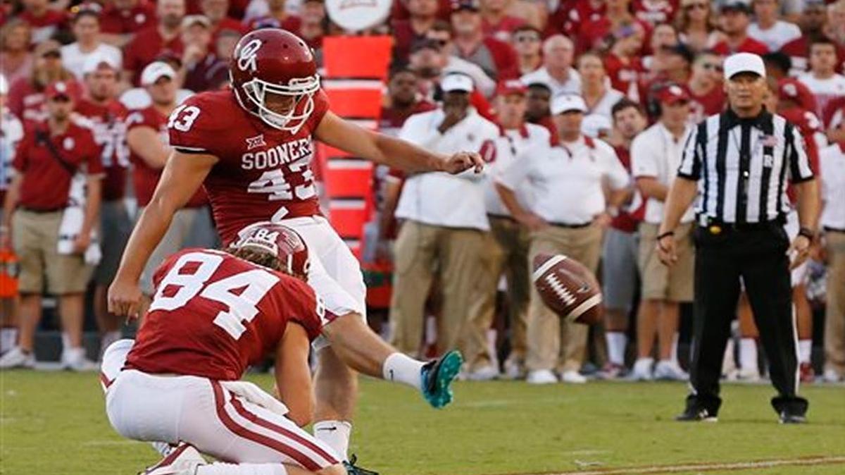 
Oklahoma kicker Austin Seibert, a Belleville West graduate, is the Big 12 Conference special teams player of the week.
