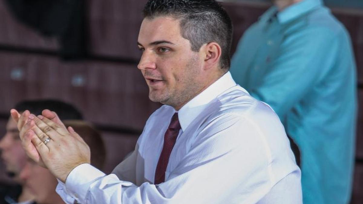 Scott Spinner was hired to be the athletic director and head basketball coach at Lindenwood-Belleville in 2009. After expanding the program from to 35 intercollegiate sports in six years, he is stepping down to concentrate on coaching.