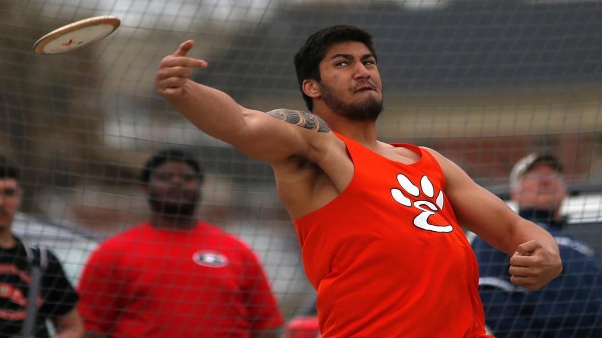 Edwardsville’s AJ Epenesa won the discus event with a 190 feet, 11 inch throw at the O’Fallon Relays on Friday. See a gallery of photographs and a video from the big meet at bnd.com.