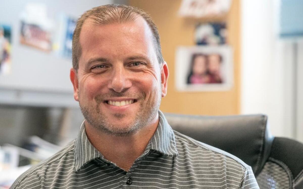 Brian Geluck will be the new head coach for the Belleville West softball team.