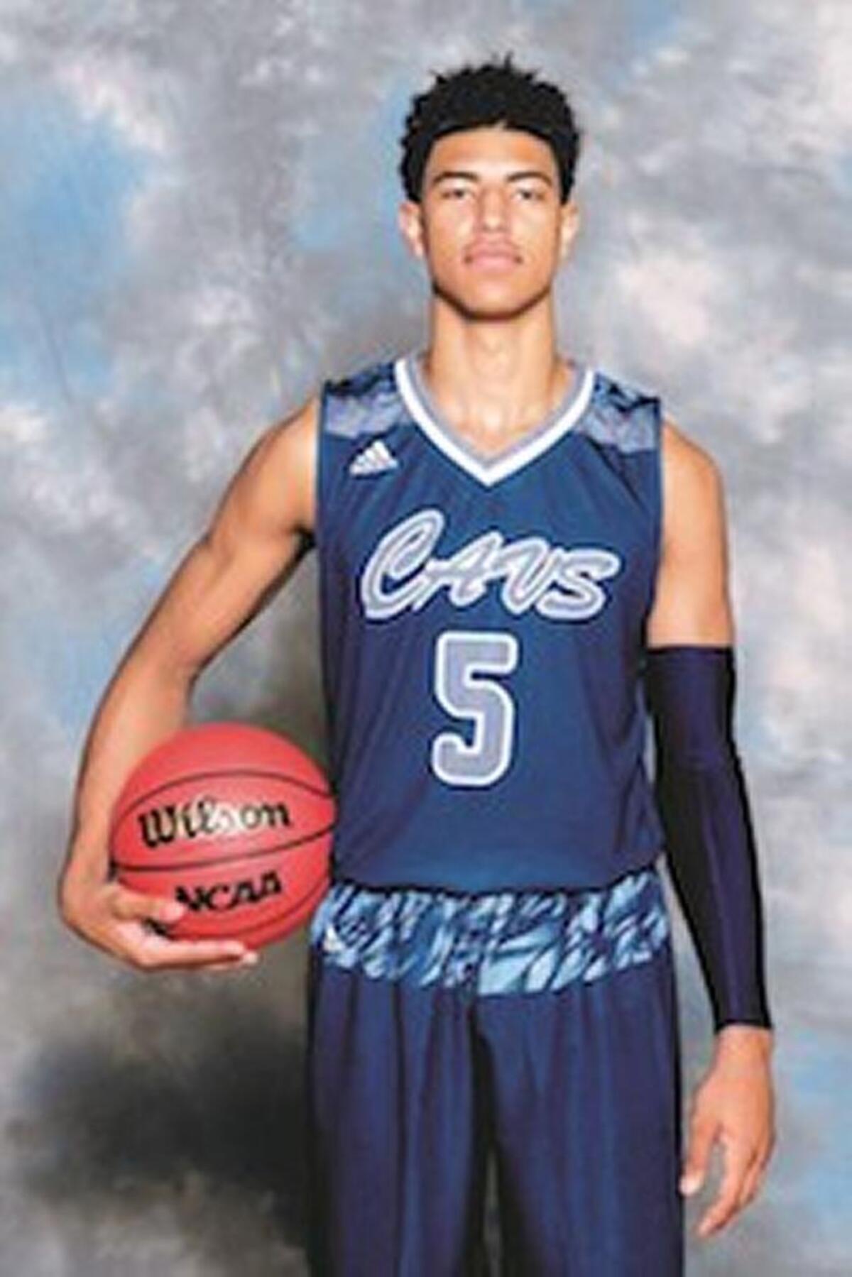 College Park (Texas) senior guard Quentin Grimes recently gave a verbal commitment to Kansas University.