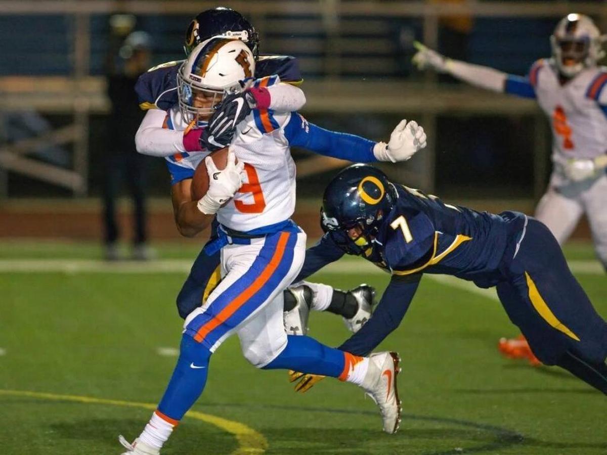 East St. Louis linebacker Eric Owens Jr. played the first two games of the Flyers 2016 championship season as the starting tight end. He switched to linebacker in the third week and led the state in quarterback sacks. As a senior, he was in on 127 tackles and was voted the BND large school defensive Player of the Year.