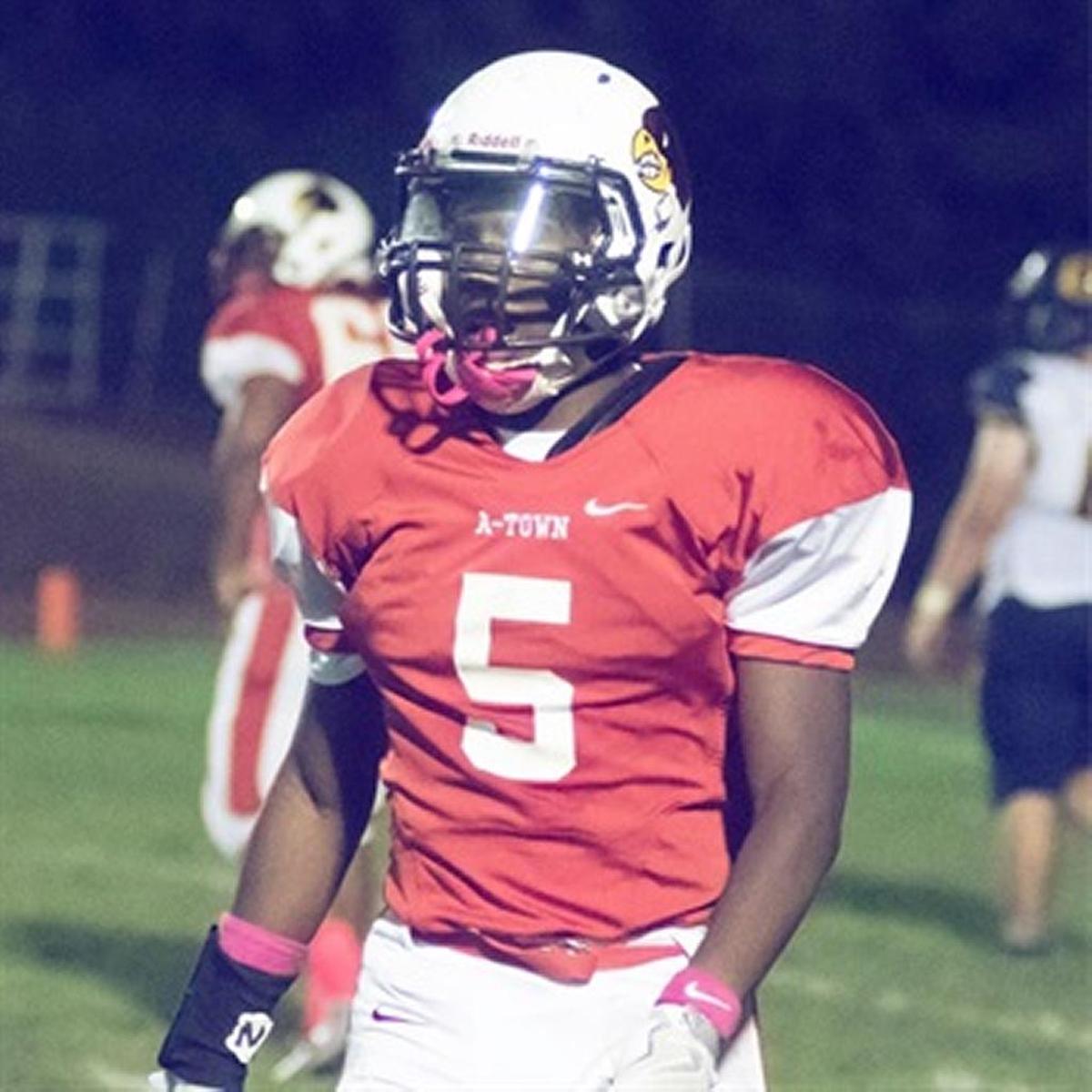 Alton running back Darrell Smith.