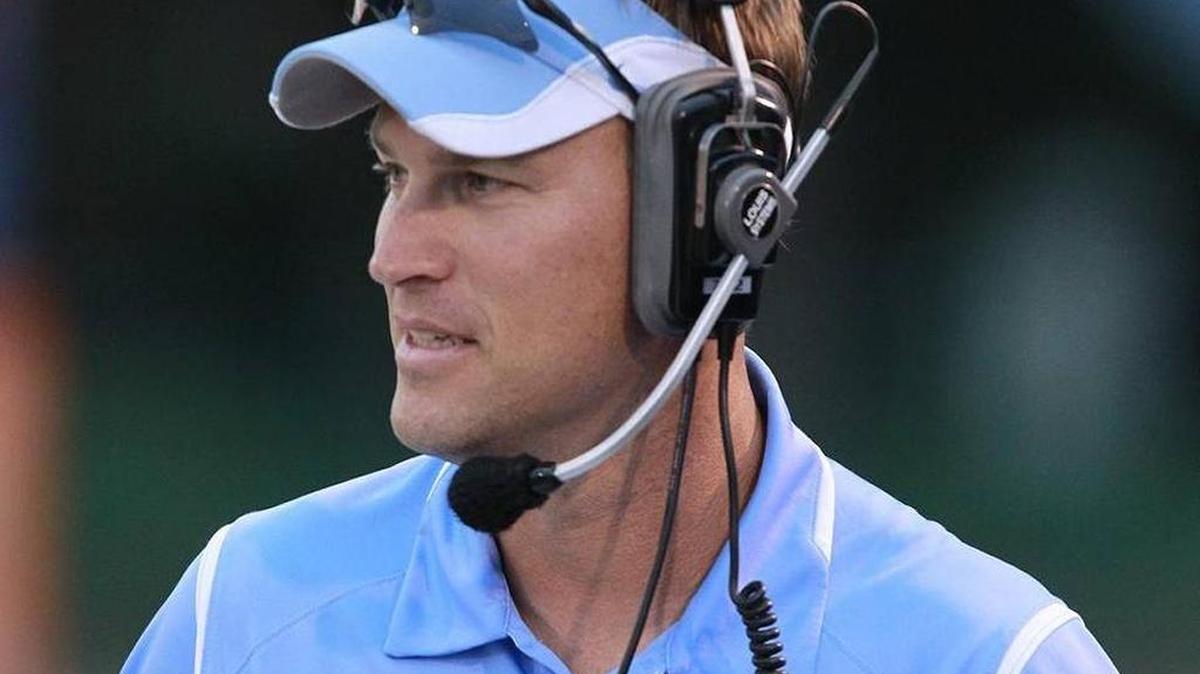 
Belleville East first-year head football coach Kris Stephens spent the last 15 years as an assistant at West, eight of which were spent building the defense his Lancers will try to beat Saturday.
