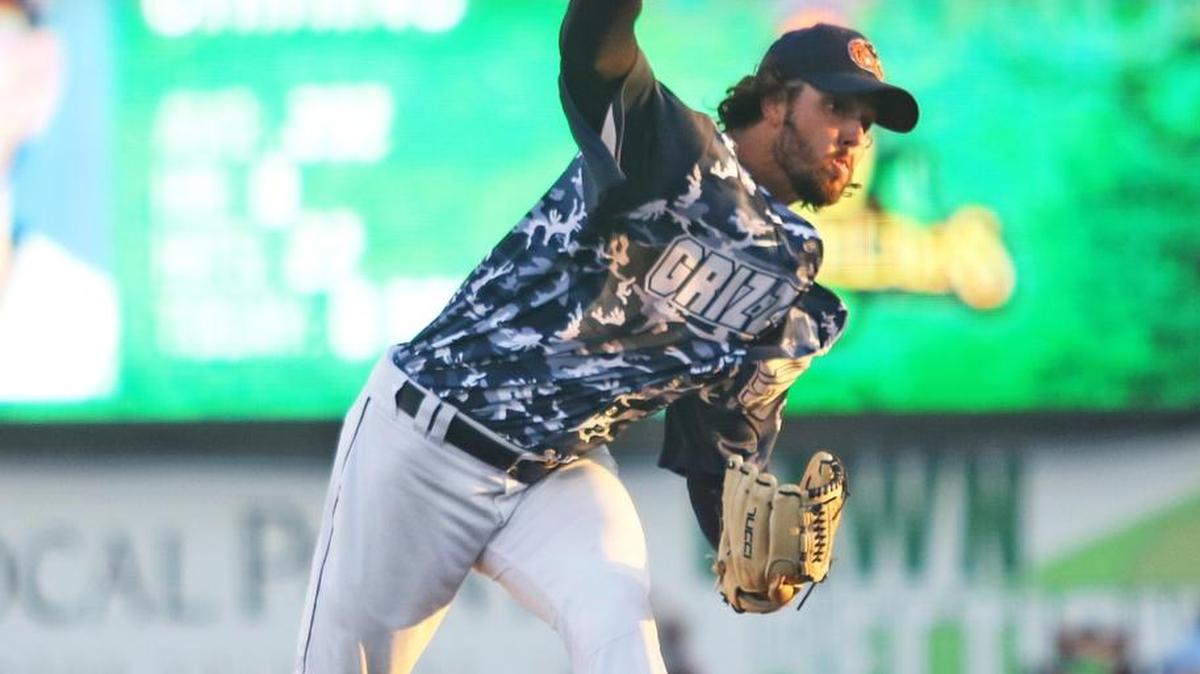 The Gateway Grizzlies’ Adam Eggnatz delivers a pitch against the Normal Cornbelters during Friday’s game at GCS Ballpark. See a gallery of photographs at bnd.com.