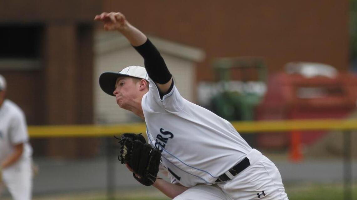 Culley's clutch hit propels East past West in city rivalry game