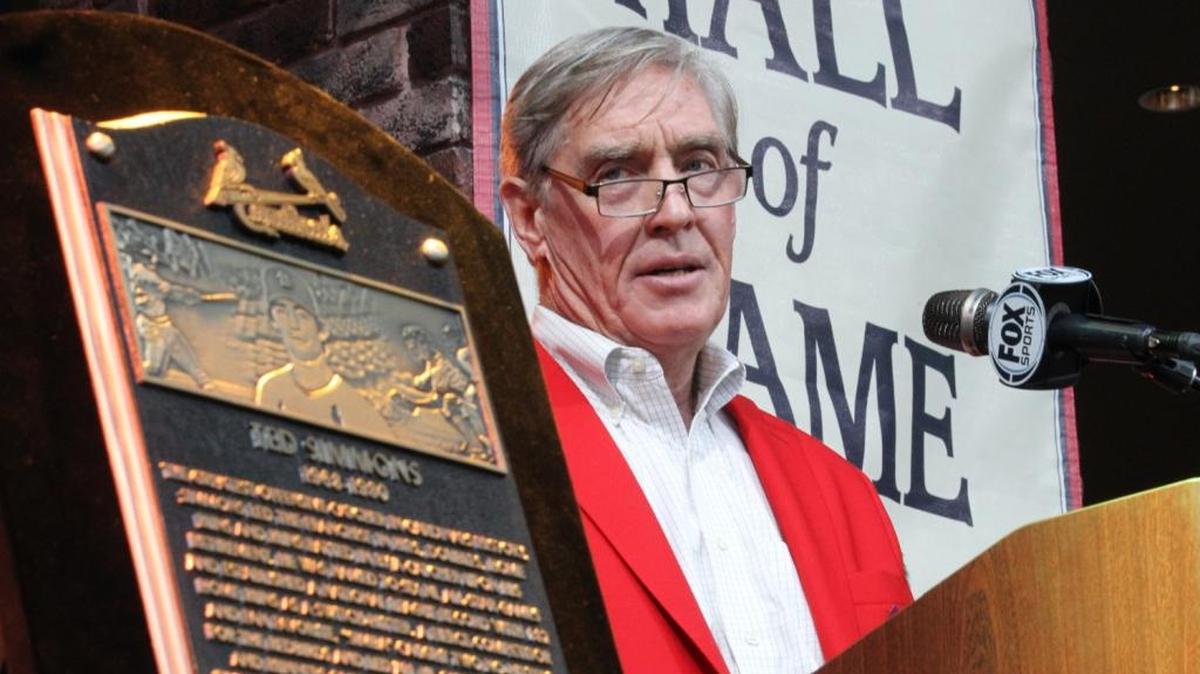 Former St. Louis Cardinals catcher Ted Simmons delivers his remarks during St. Louis Cardinals Hall of Fame induction ceremonies at Ballpark Village in St. Louis on August 15, 2015.