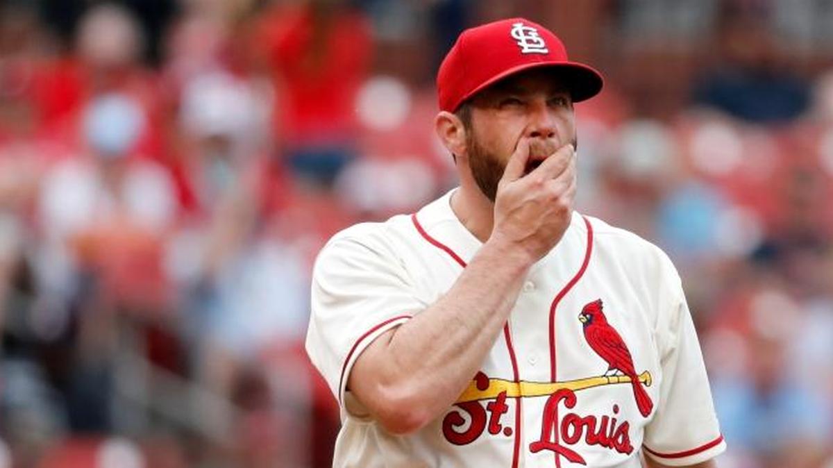 Former Royals closer Greg Holland is really struggling in St. Louis.