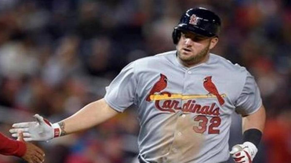 Matt Adams avoided arbitration with the St. Louis Cardinals by signing a $2.8 million, one-year contract.