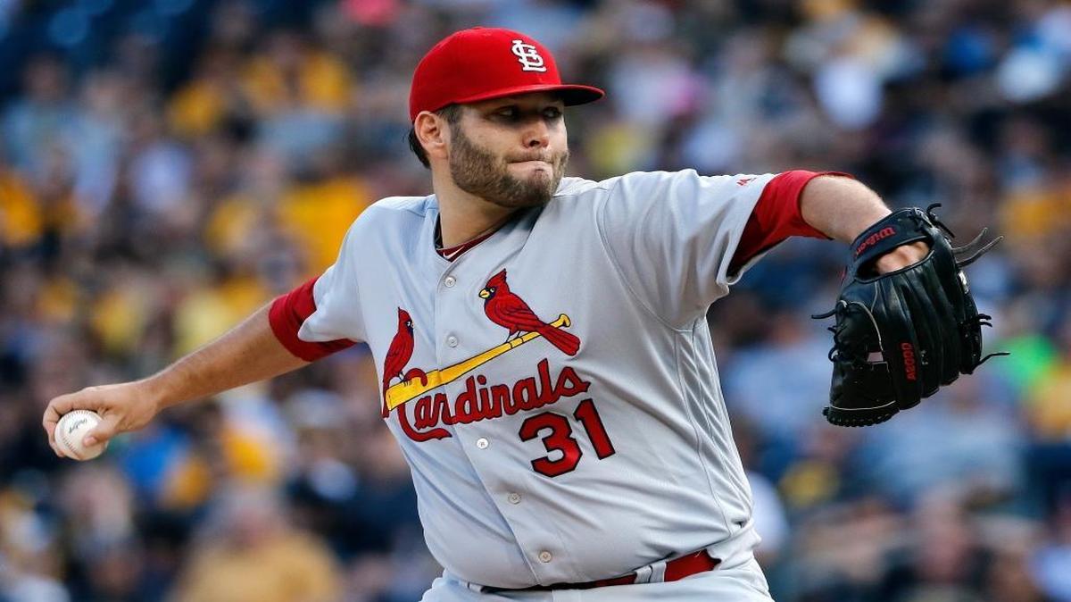 St. Louis Cardinals starting pitcher Lance Lynn delivers in the first inning of a baseball game against the Pittsburgh Pirates in Pittsburgh, Saturday, July 15, 2017.