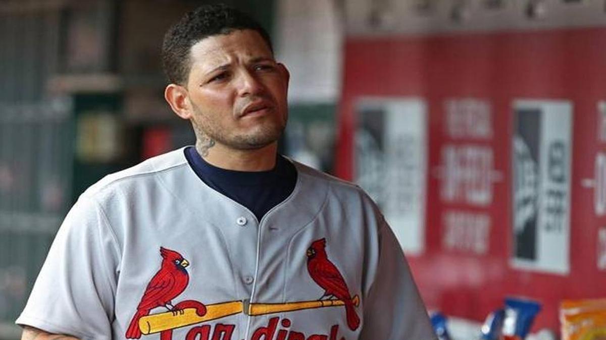 St. Louis Cardinals catcher Yadier Molina batted .365 in the second half of last season, supporting manager Mike Matheny’s argument that seven-time Gold Glove winner doesn’t need more rest during the season.