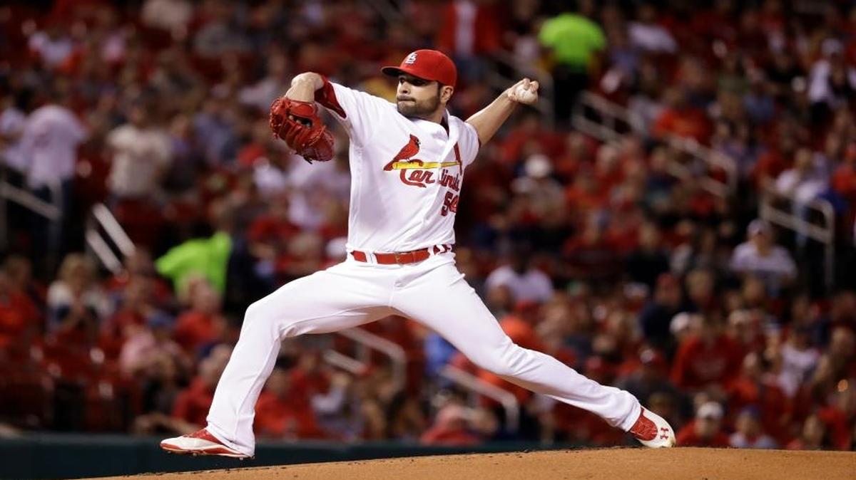 St. Louis Cardinals starting pitcher Jaime Garcia throws during the first inning of a baseball game against the Cincinnati Reds Monday, Sept. 26, 2016, in St. Louis.
