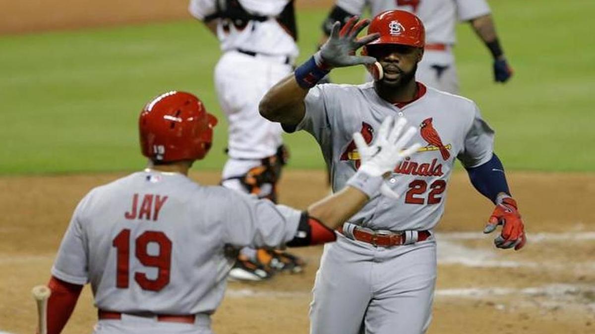 Jon Jay and Jason Heyward won’t be back with the Cardinals in 2016.