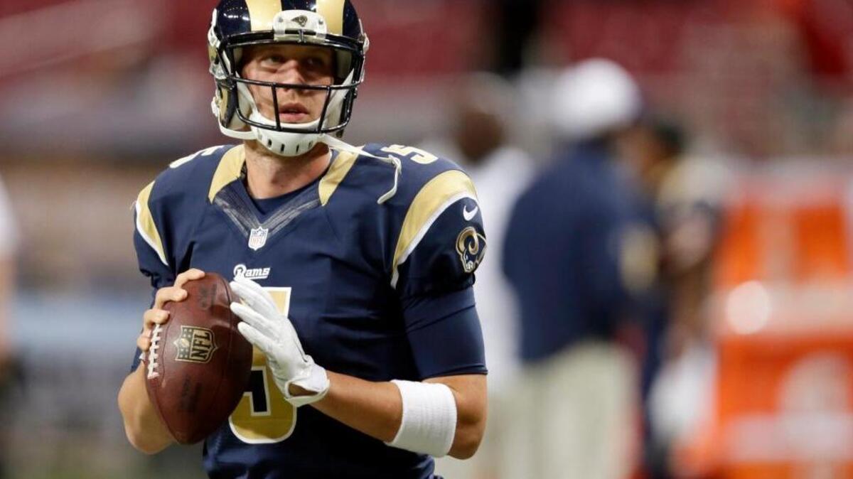 
Nick Foles could win over the Rams fan base by helping to upset the defending NFC champion Seahawks on Sunday.

