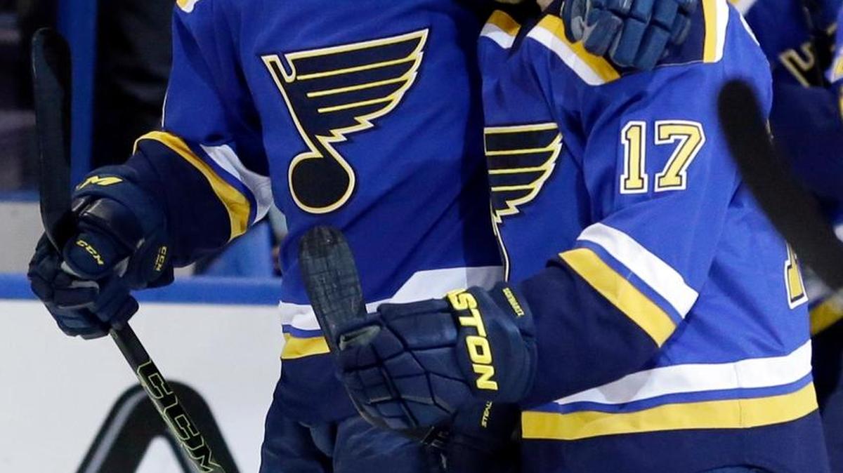 St. Louis Blues forward Jaden Schwartz (right), shown here with Vladimir Tarasenko, will be out for at least four weeks with a left elbow injury.