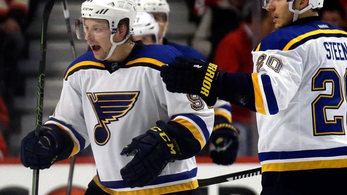 St. Louis Blues right wing Vladimir Tarasenko celebrates with left wing Alexander Steen after scoring his second goal against the Chicago Blackhawks on Tuesday in Chicago.