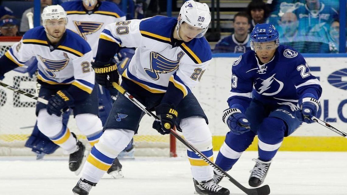 Blues keep winning with Steen back in lineup