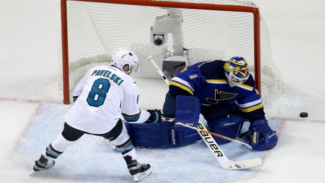 Sharks coach ‘whining for calls,’ Blues’ Hitchcock suggests