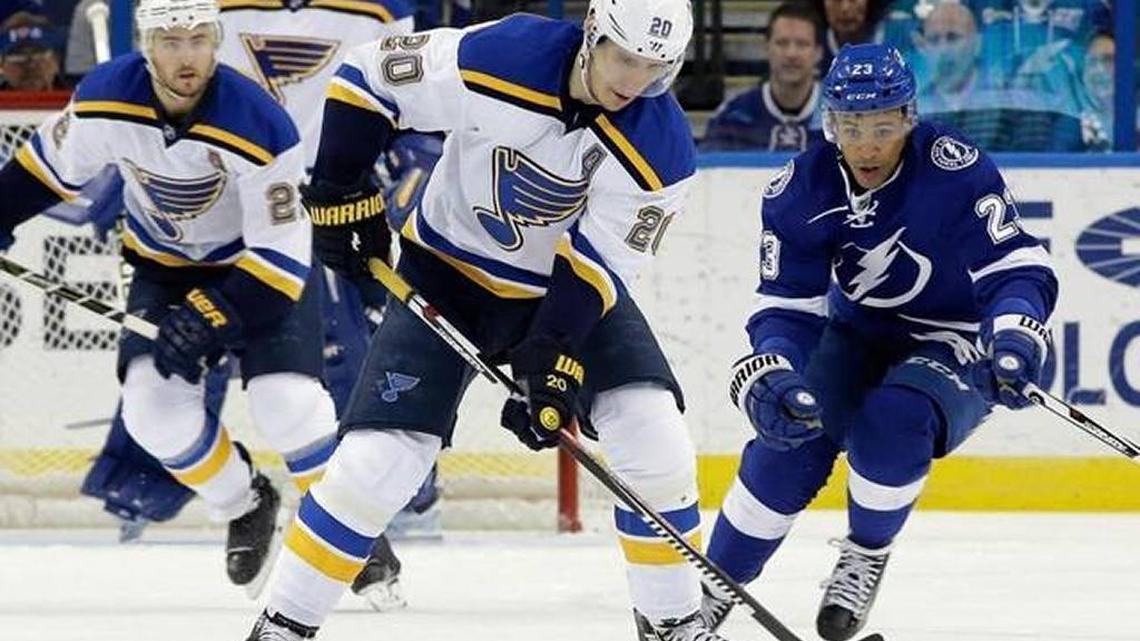 Blues activate Steen in time for Blackhawks showdown
