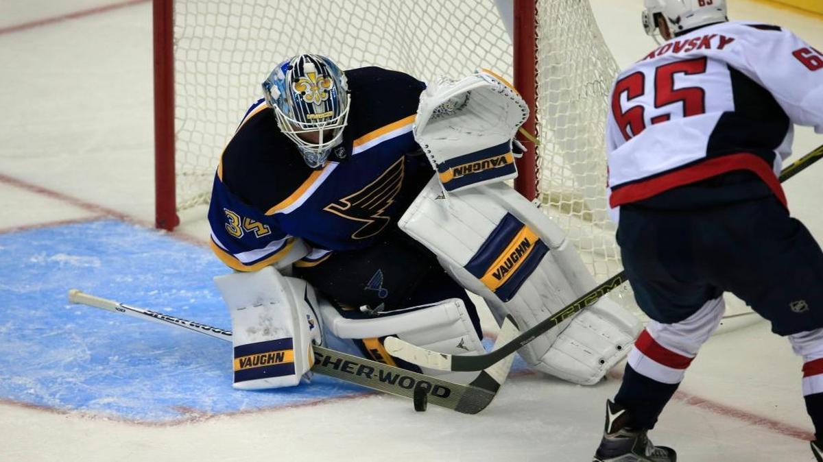 St. Louis Blues goalie Jake Allen (34) is now the clear starter and No. 1 in net following the trade of Brian Elliott to the Calgary Flames.